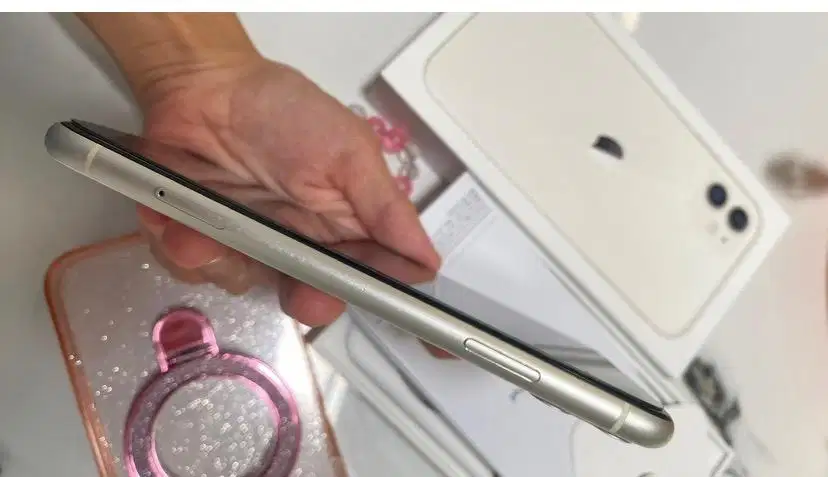 Iphone 11 64 Ibox pemakaian pribadi4.00