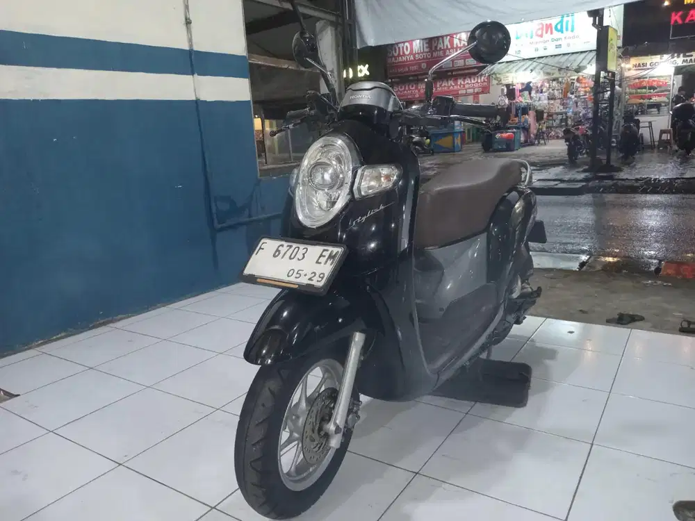 honda scoopy stylish (donat) 2019