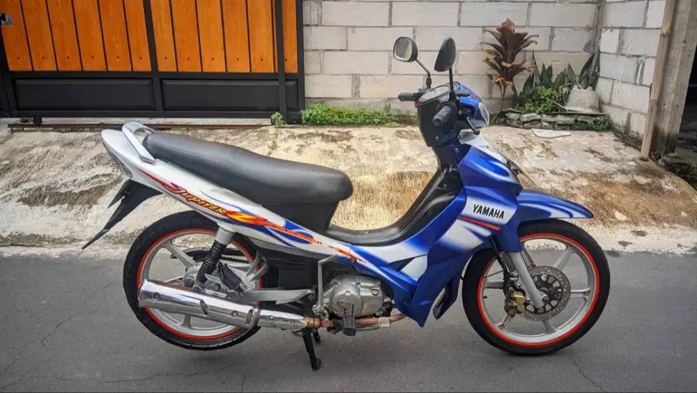 YAMAHA JUPITER Z 2005 CW EDITION