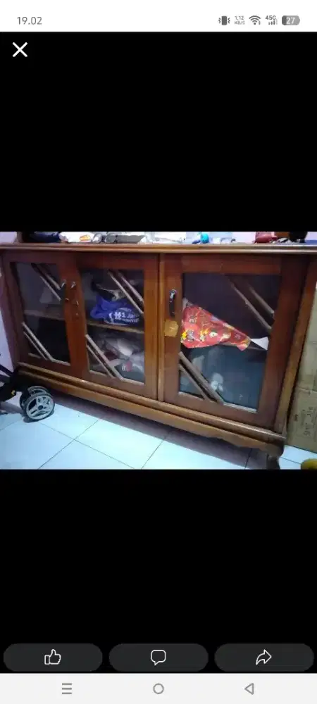 Bupet tv kayu jati