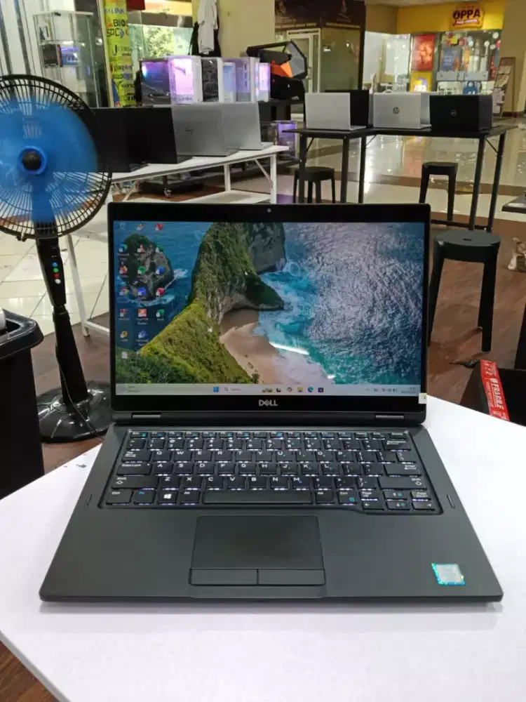 Laptop dell latitude 7390 2in1 i5 gen 8 ram 16GB sad 256GB murah