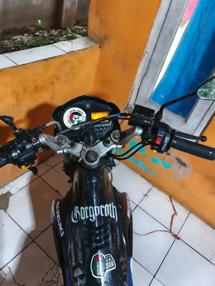 satria fu 2011 motor tinggal pake.