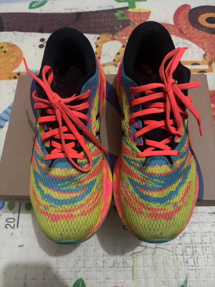 SEPATU ASICS NOVABLAST 3 COLOR INJECTION SIZE 9/42,5