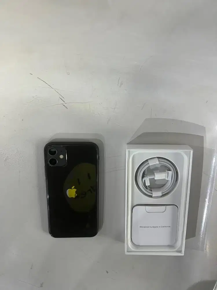 iphone 11 256gb sama sama baru