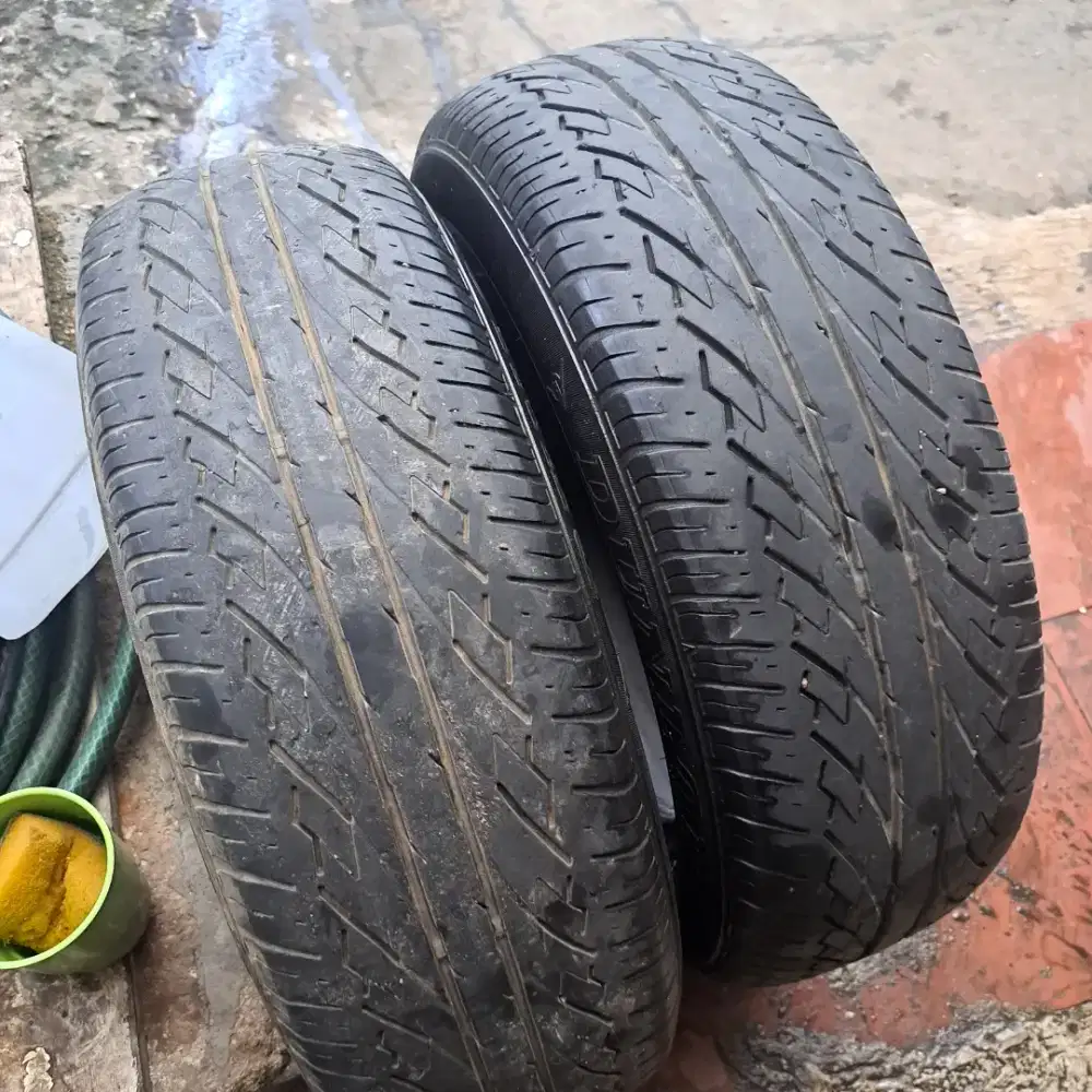 Ban 185 65 15 dunlop ertiga mobilio freed livina dll