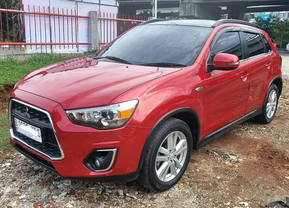 Mitsubishi outlander PX 2015