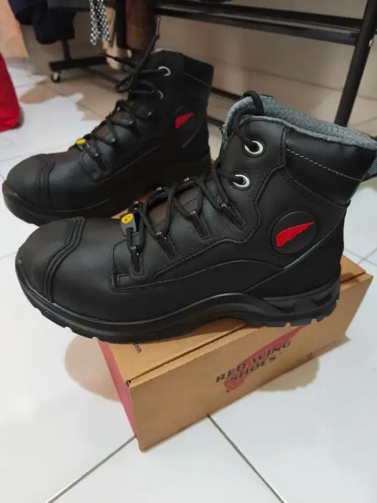 SEPATU SAFETY RED WING 3205