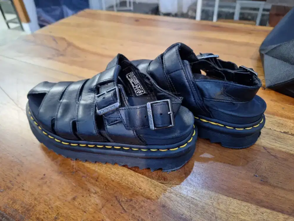 Sepatu Dr.Martens