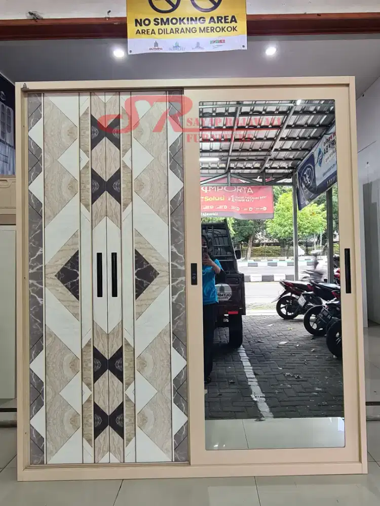 Lemari Besi 4pintu Olymsteel Kombinasi Murah Area Jogja (dwi)