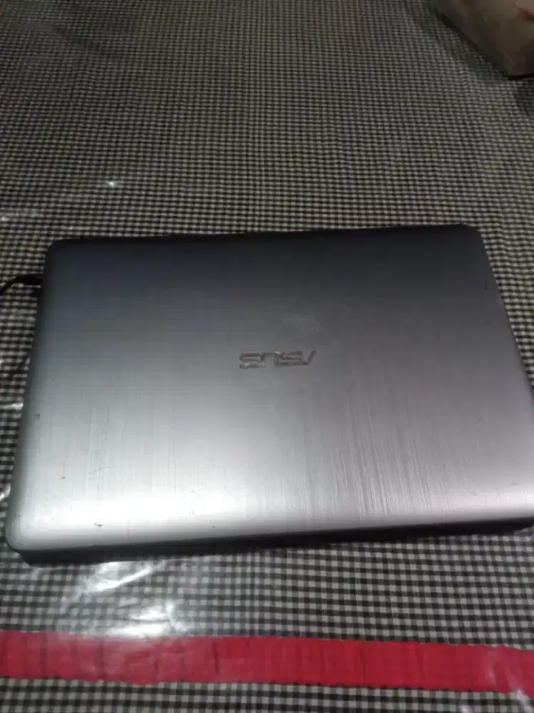 Asus x441u intel core i3