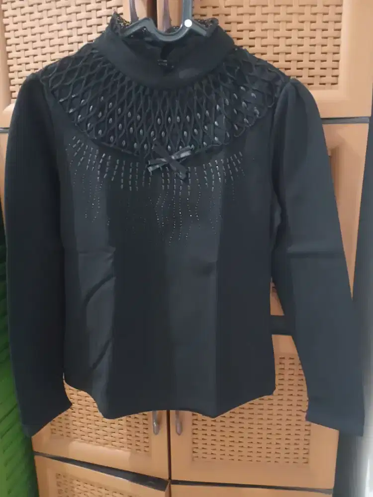 Baju dan rok masih bagu