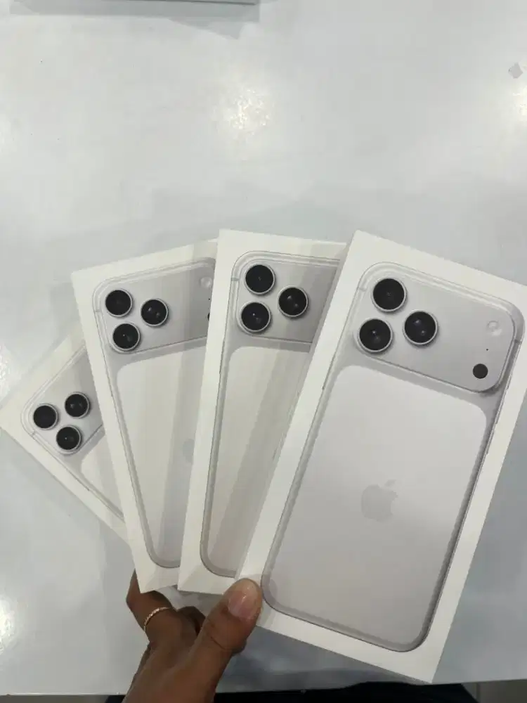 IPHONE 17PROMAX SILVER READY