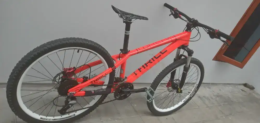 Sepeda Mtb Thrill Wreak Size M Like New