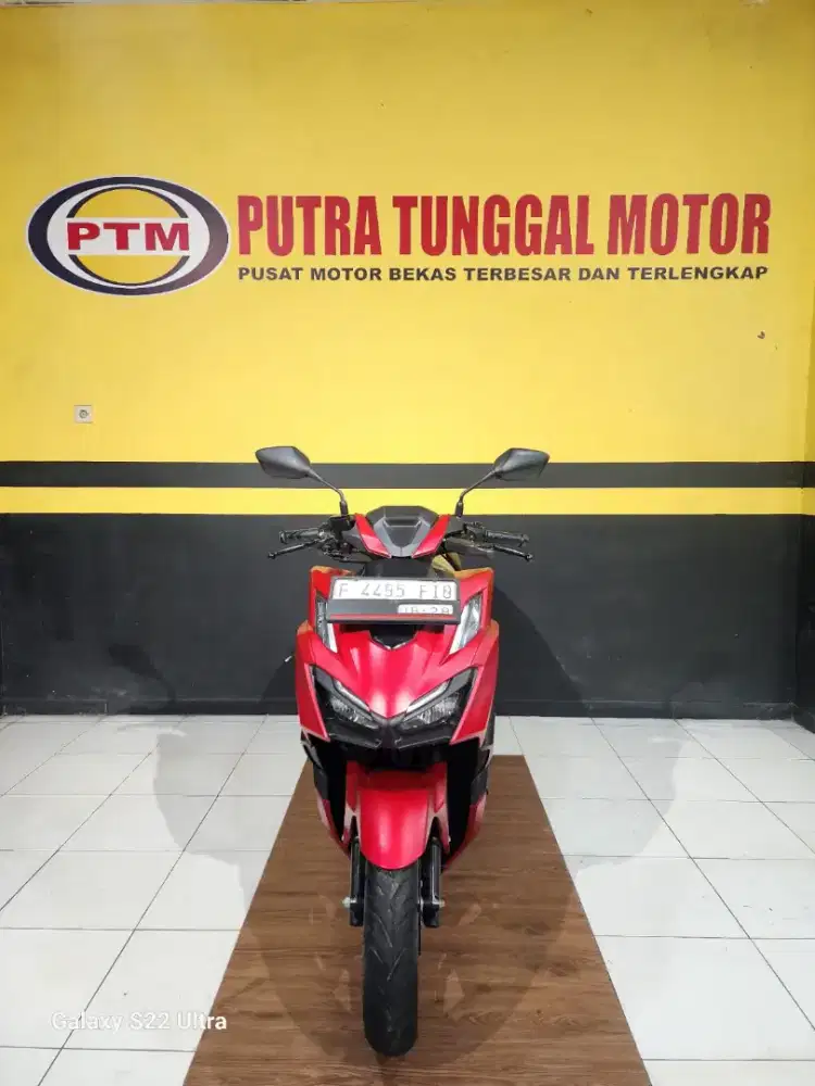 YUHUUU READY VARIO 160 CBS