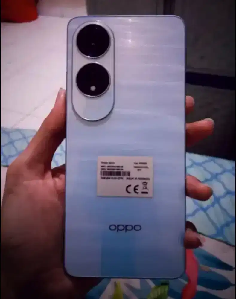 Oppo a60 8/128 muluss