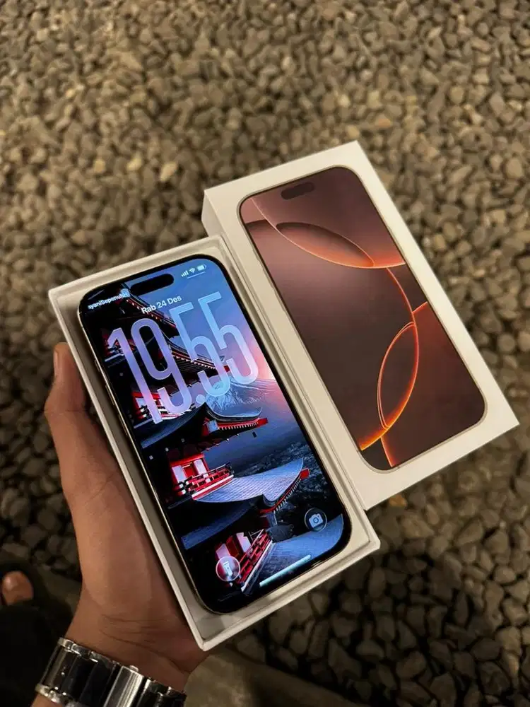 Iphone 16 pro 128Gb Desert Titanium