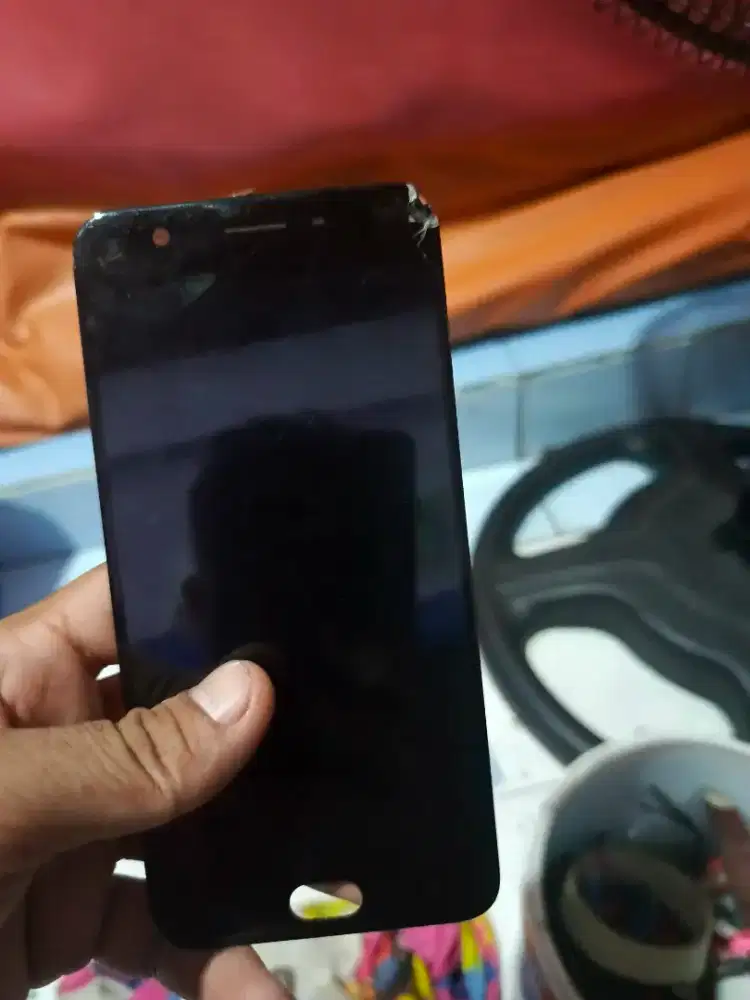 Cari hp rusak lcd