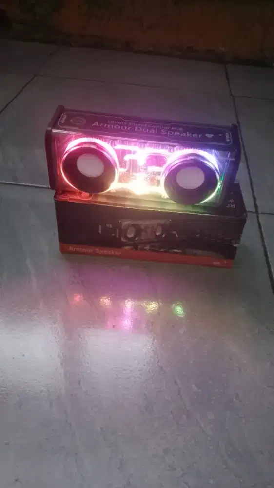 Speaker bluetooth dual speaker+bass radiator