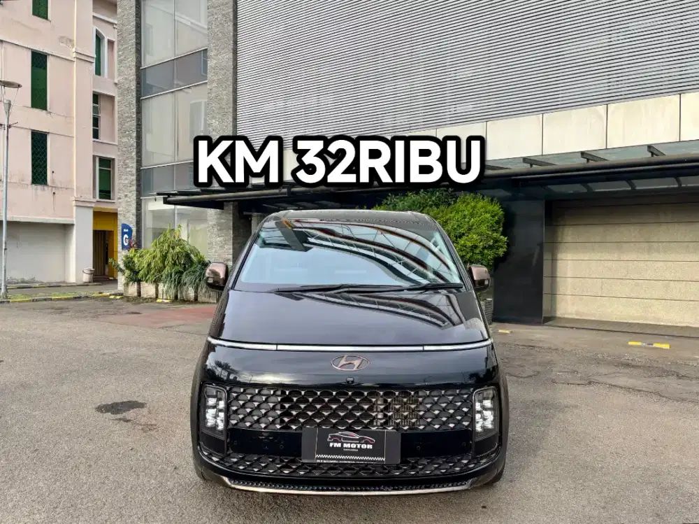 Hyundai Staria Signature Diesel 9Seat 2022 AT 2.2, Km 32Ribu