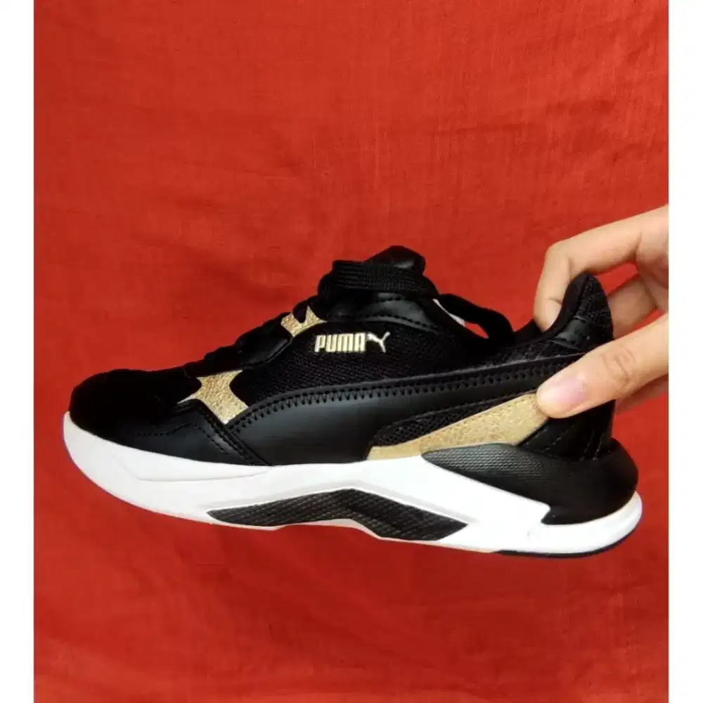 Sepatu Puma Ori Warna Hitam Gold