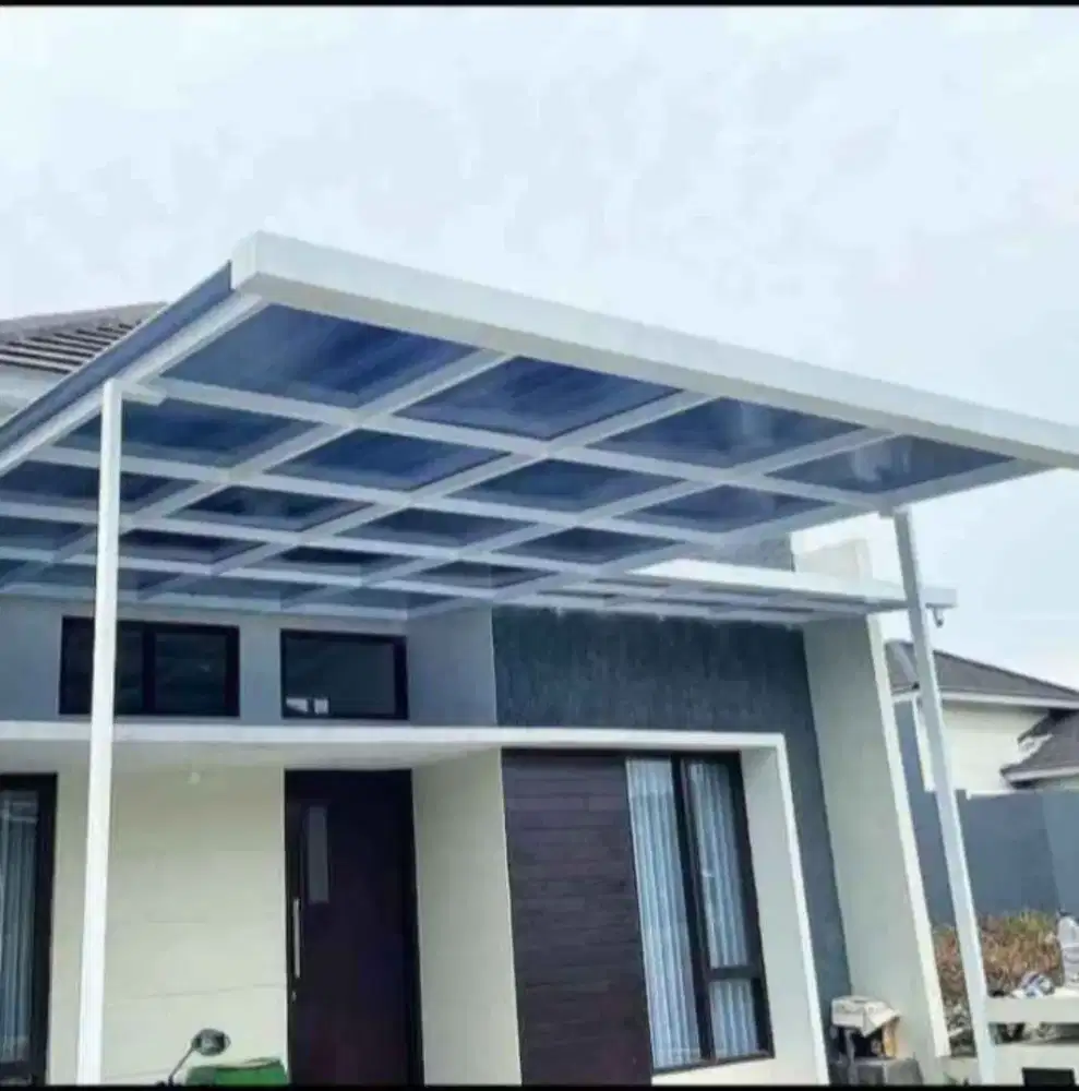 Kanopi solar plat minimalis