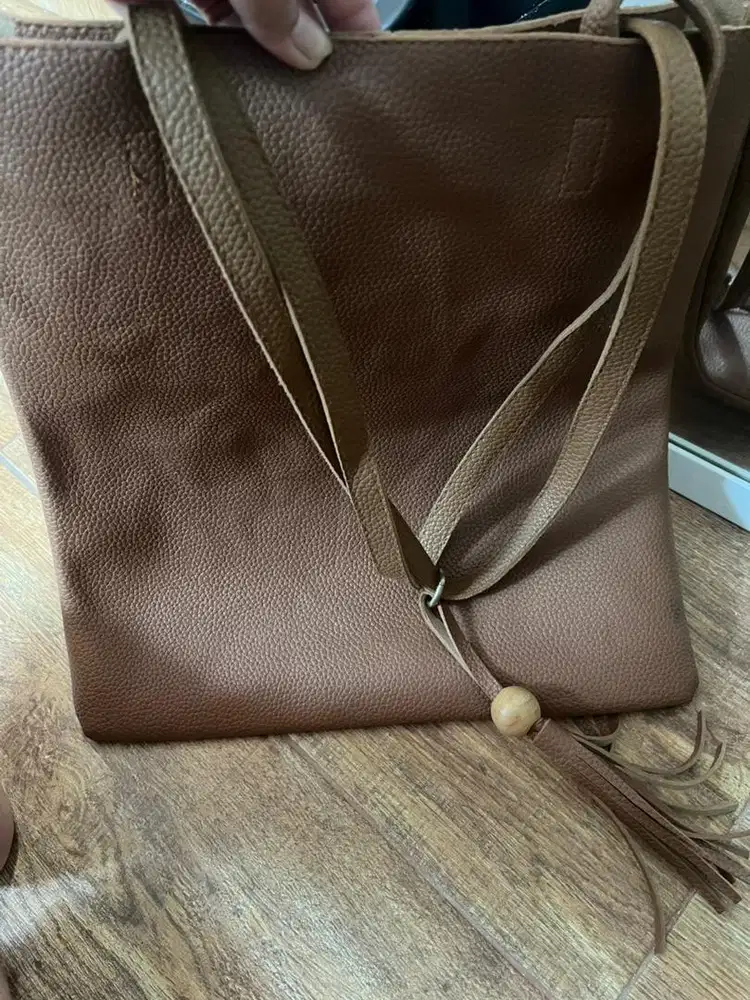 Tas pribadi masih layak pakai semuanya