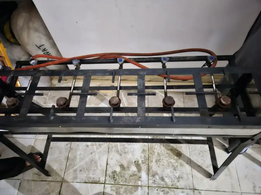 Kompor jualan 5 tungku