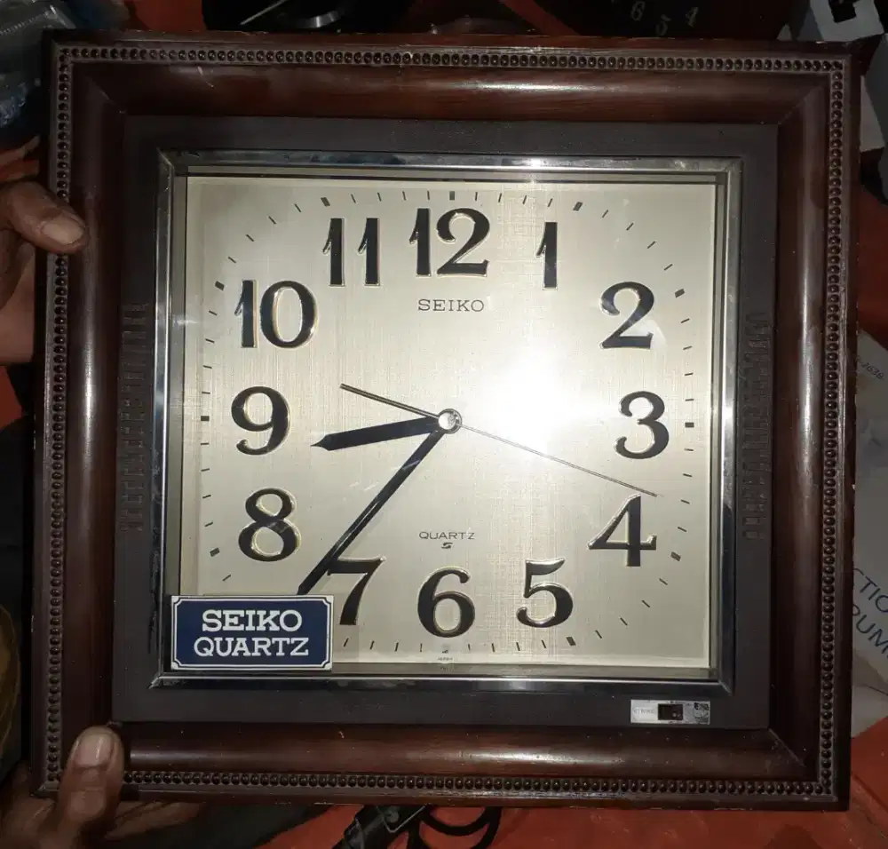 Seiko Jam dinding kayu klasik original