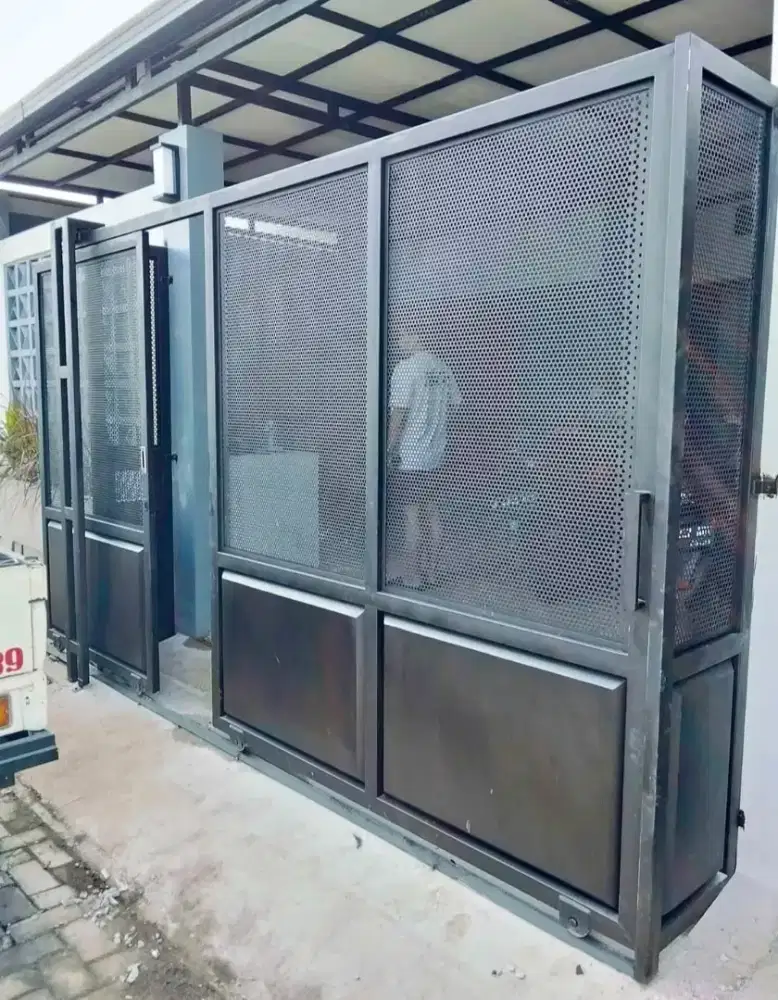 Canopi minimalis pagar kawat ram