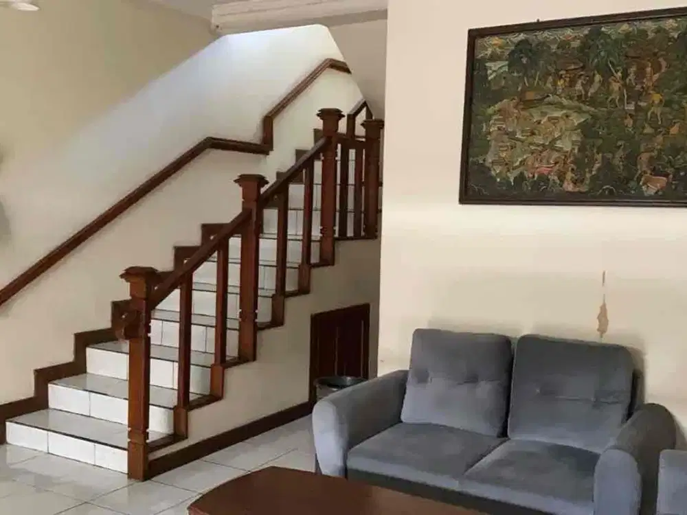 Rumah mainroad cocok untuk usaha lokasi strategis antapani kota bandung