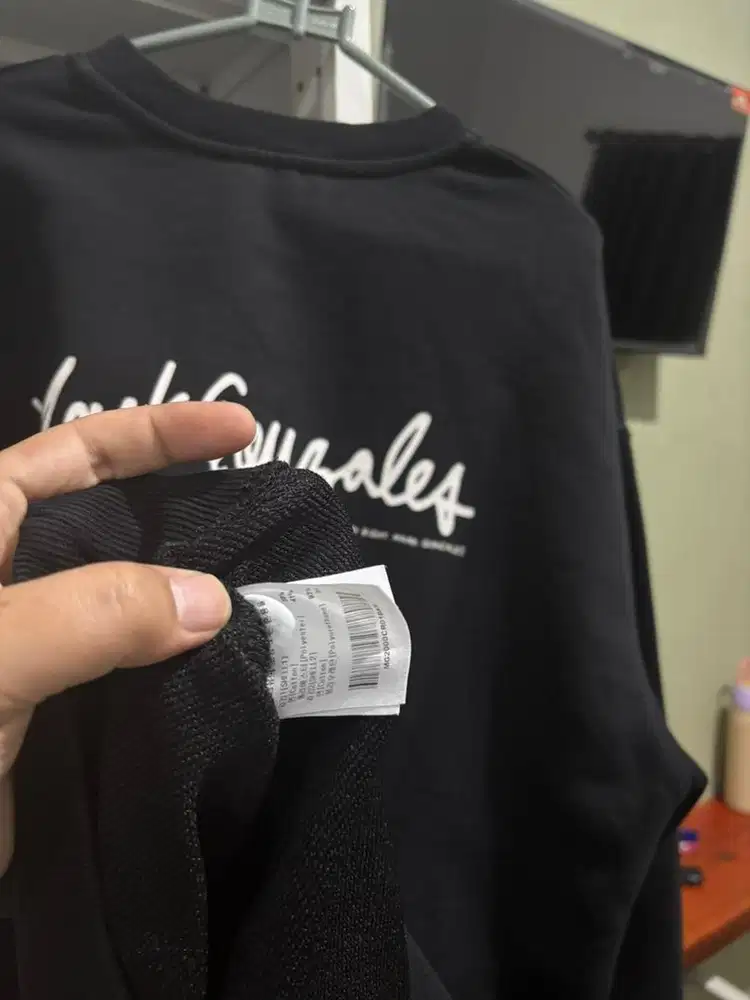 Crewneck Mark Gonzales