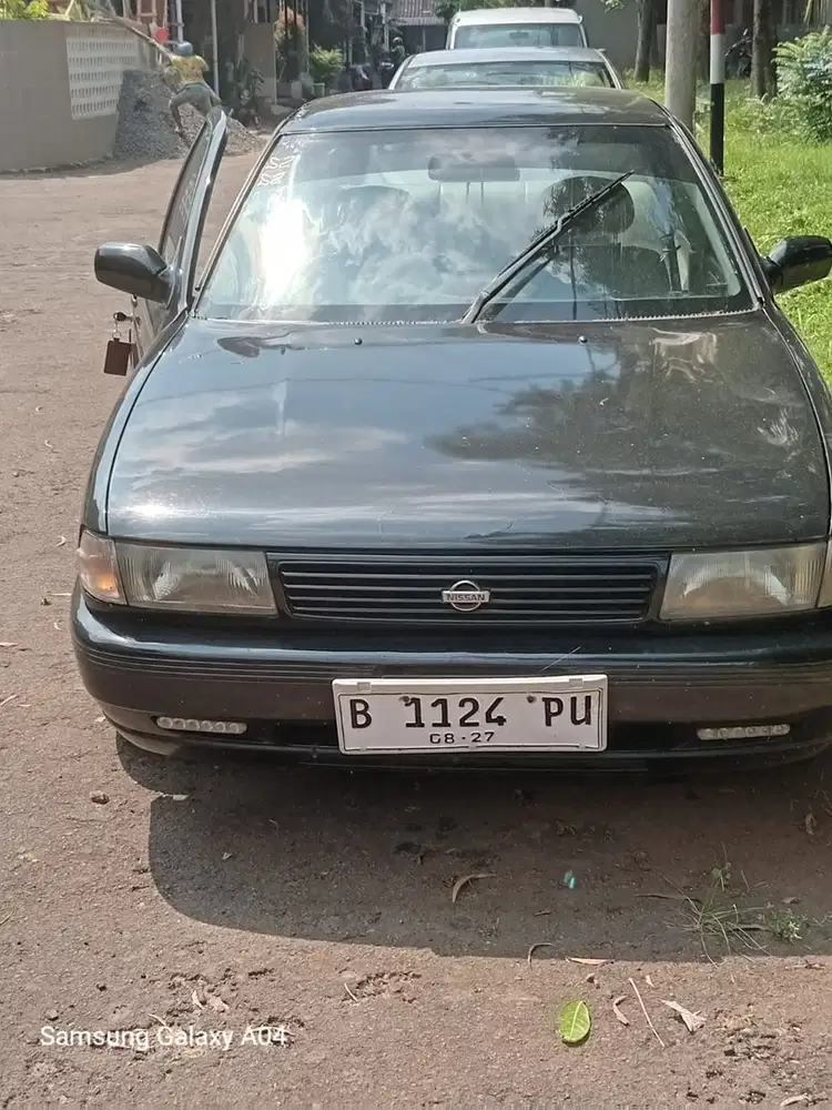 Nissan Sentra 1996 Bensin
