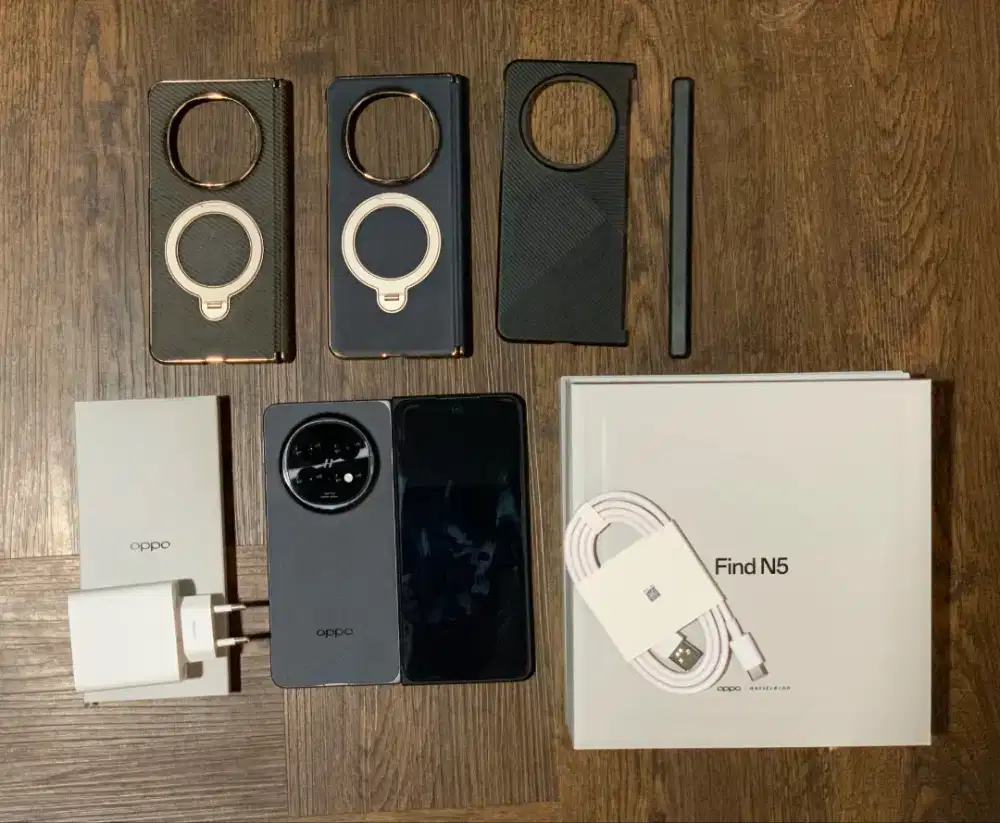 Oppo Find N5 Black 16/512 GB + box + cases