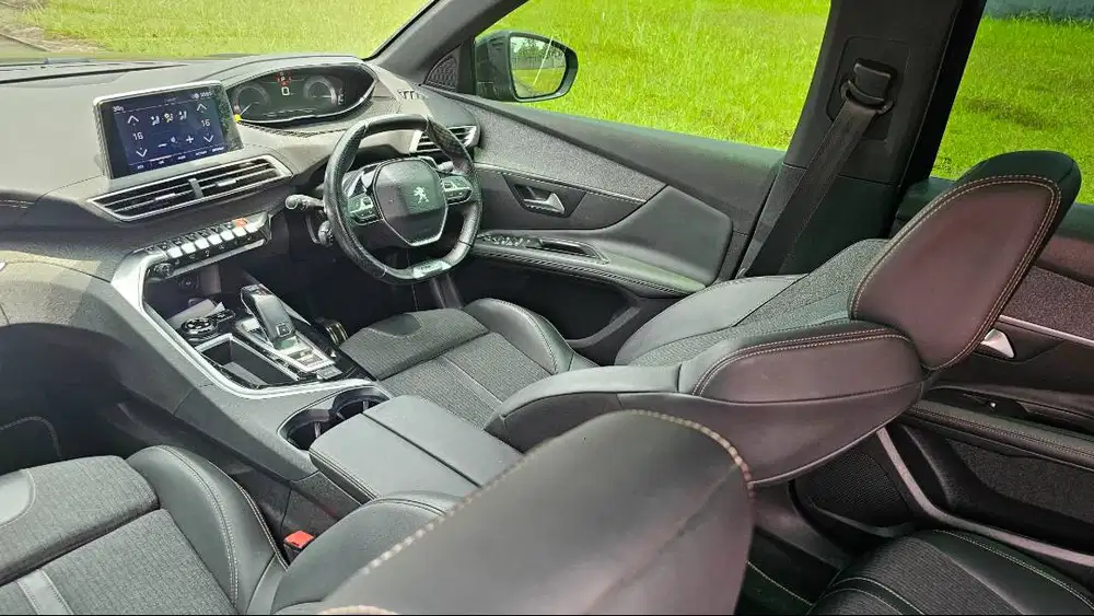 Peugeot 3008 1.6 GT Line 2019 Hitam Mulus Bebas LAKA BANJIR SIAP PAKE