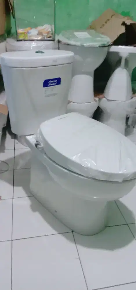 Kloset American standart model mewah lengkap cebok otomatis