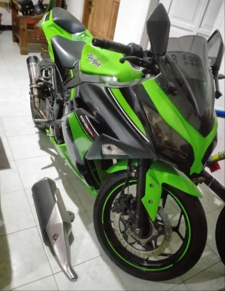 Jual motor bekas Kawasaki ninja