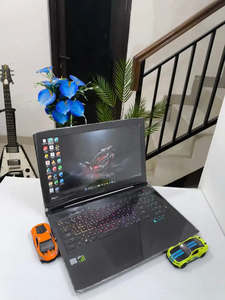 Laptop Asus rog gl503 GE i7 gen 9 gtx 1050ti