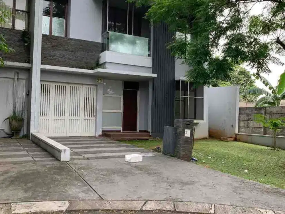 Rumah 2lt Kuldesak parkiran luas