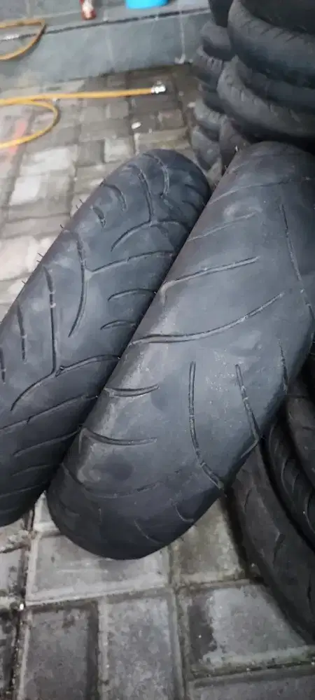 Ban Dunlop Xmax 2023