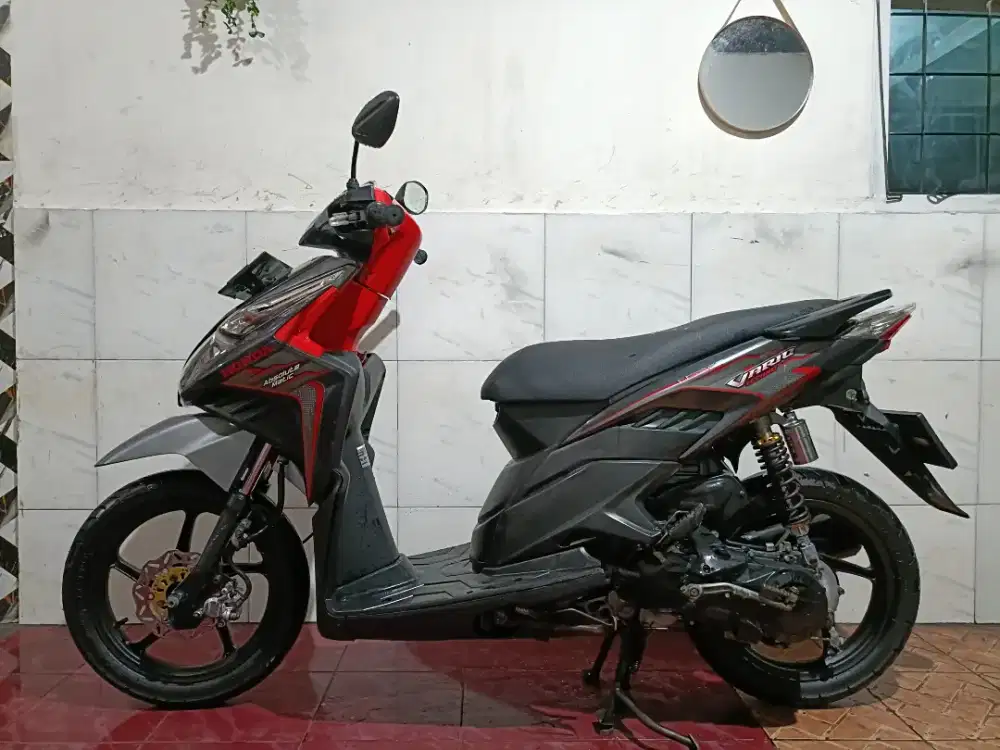 Vario tekno tahun 2011 pajak isi/tt boleh gan cash lebih bagus