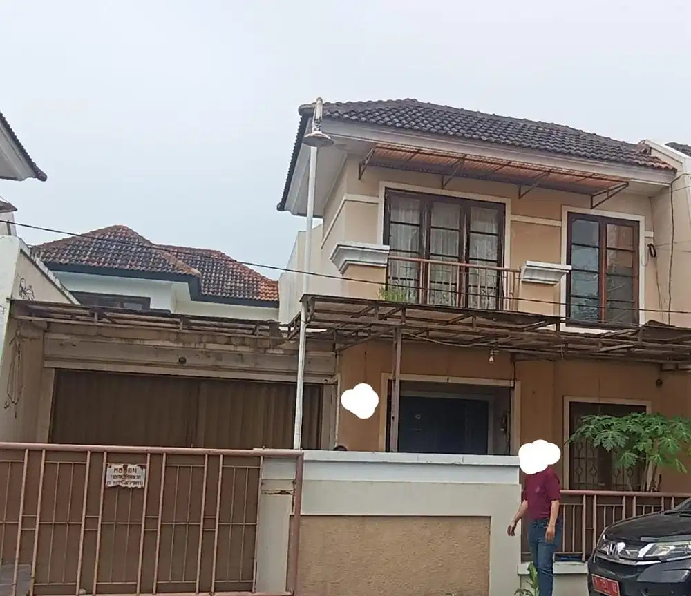 RUMAH TENGAH KOTA  DEKAT JALAN DOKTER CIPTO SEMARANG