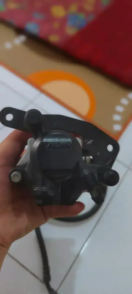 Shok depan+ Kaliper ori beat deluxe