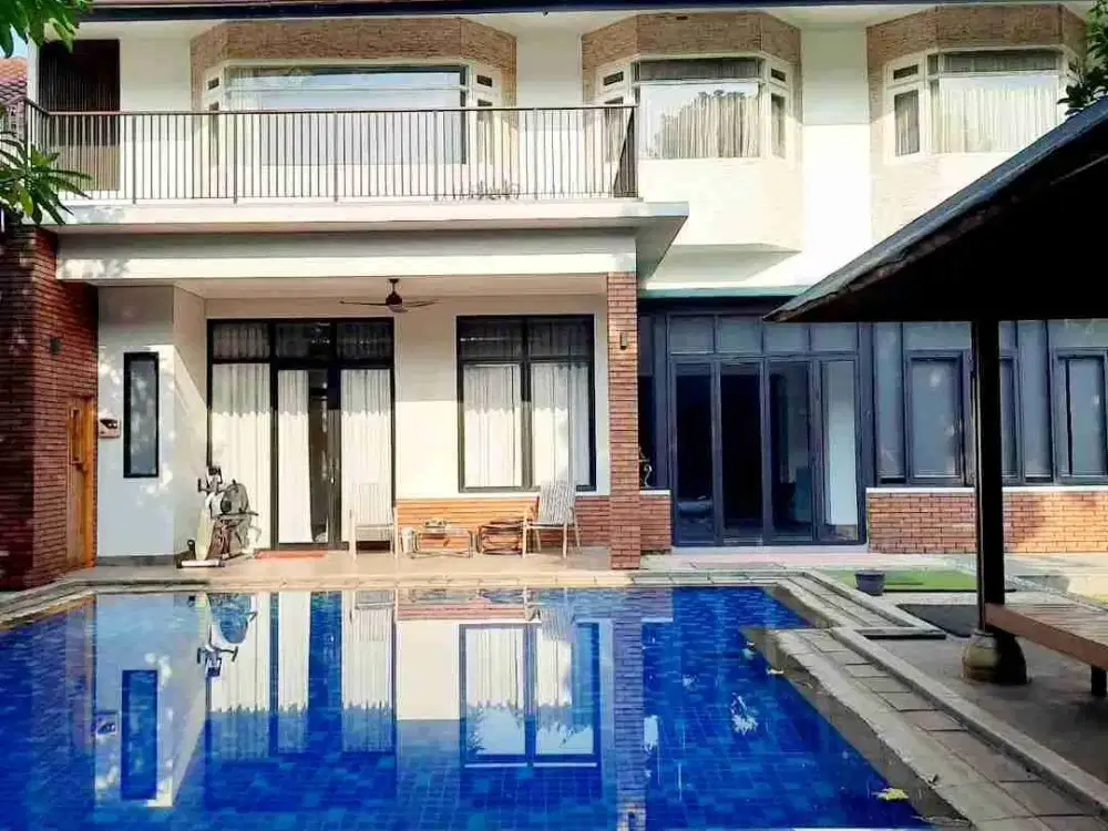 Rumah Bagus Harga Murah Di Jalan Benda Kemang Jaksel