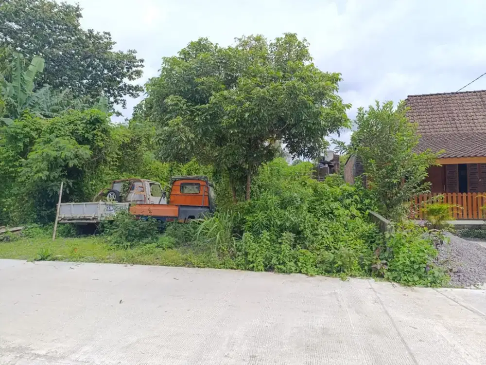 Tanah Ngaglik Eksotik Ada Parit dan Sungai Kecil - Lingkungan Asri