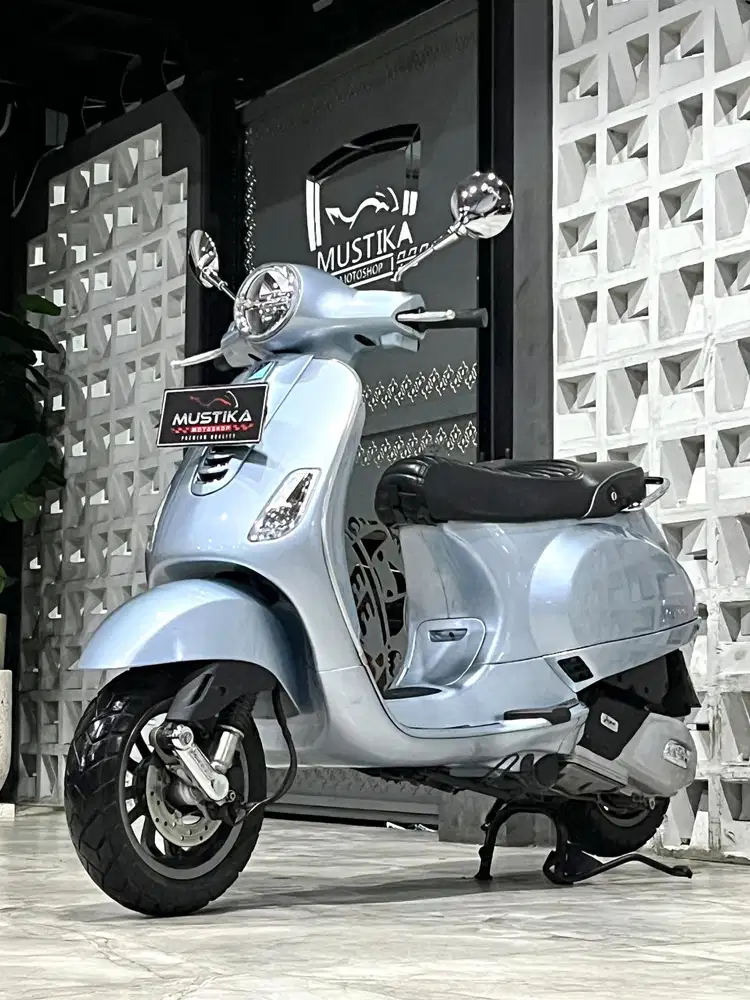 Promo‼️Vespa LX 125 2023 Silver. L Sby. DANNY Mustika Motor Malang
