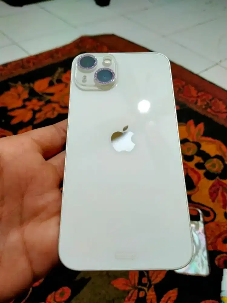 iPhone 13 128 GB Warna Putih