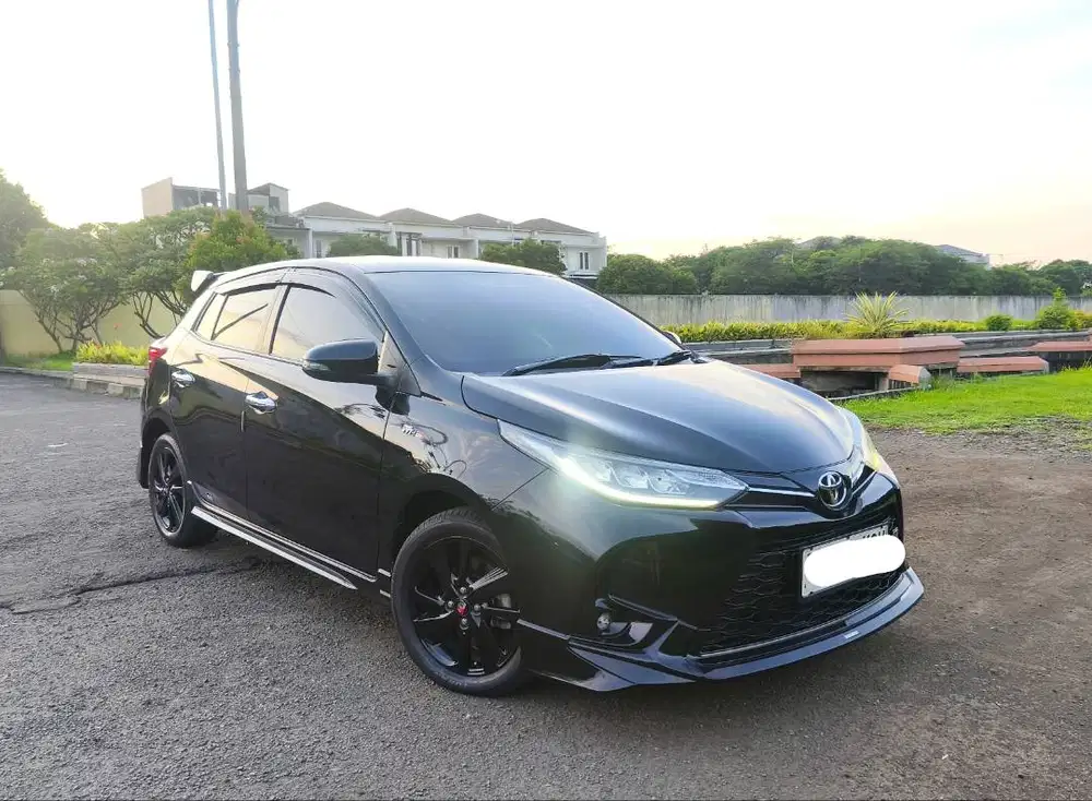 KM 22rb Toyota New Yaris GR Sport AT 2022 2023 Velg Hitam Sprti Baru