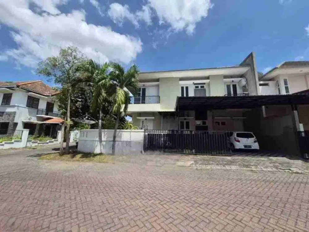 Rumah Citraland Taman Gapura SHM 225m2