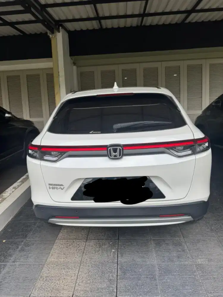 Honda HRV SE Thn 2022, Warna Putih, 1.5 SE AT