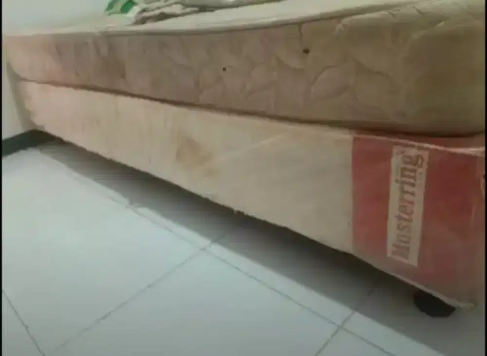 Kasur springbed